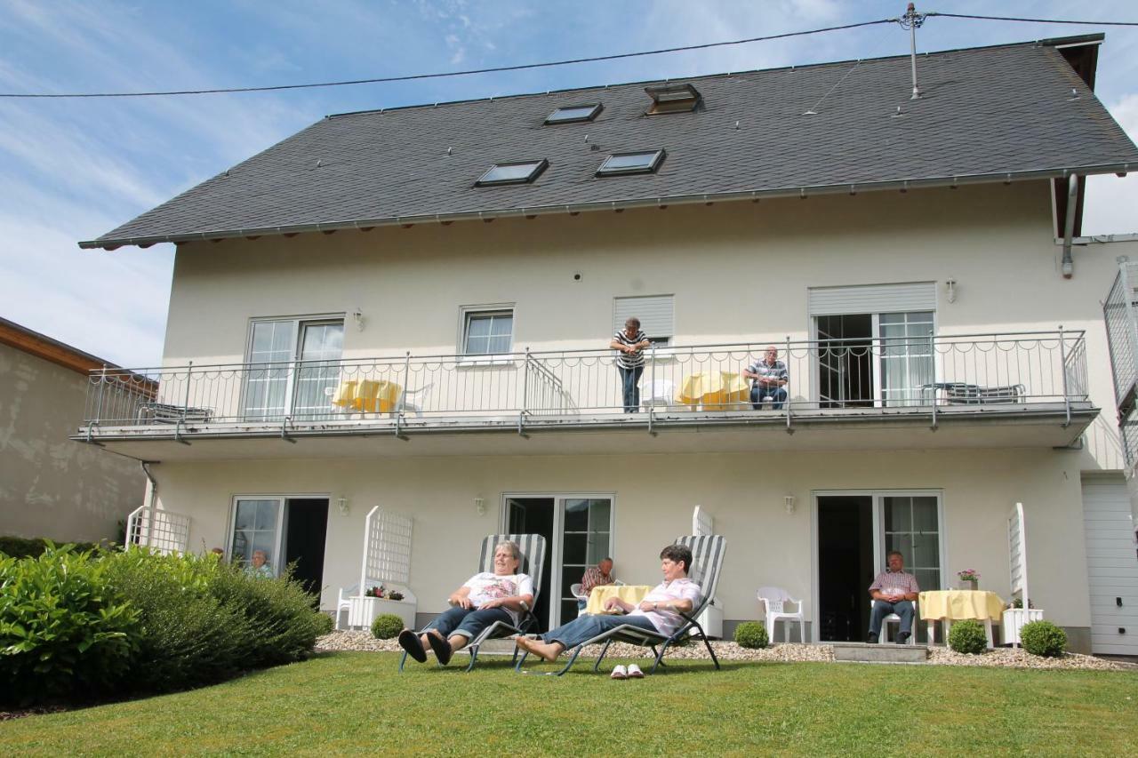 Hotel Wein- und Gästehaus Binz-Meyer Lieser Exterior foto